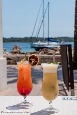 Petit gastrobar21 07 21 27 6e018970