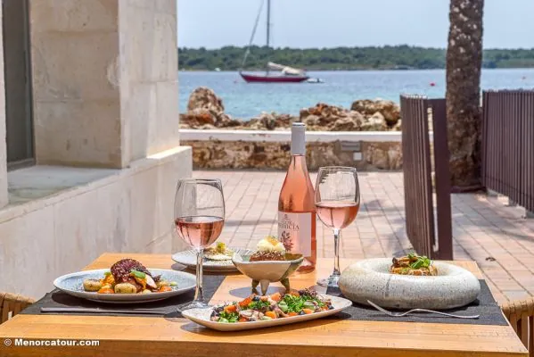 Petit gastrobar23 15 05d3f152